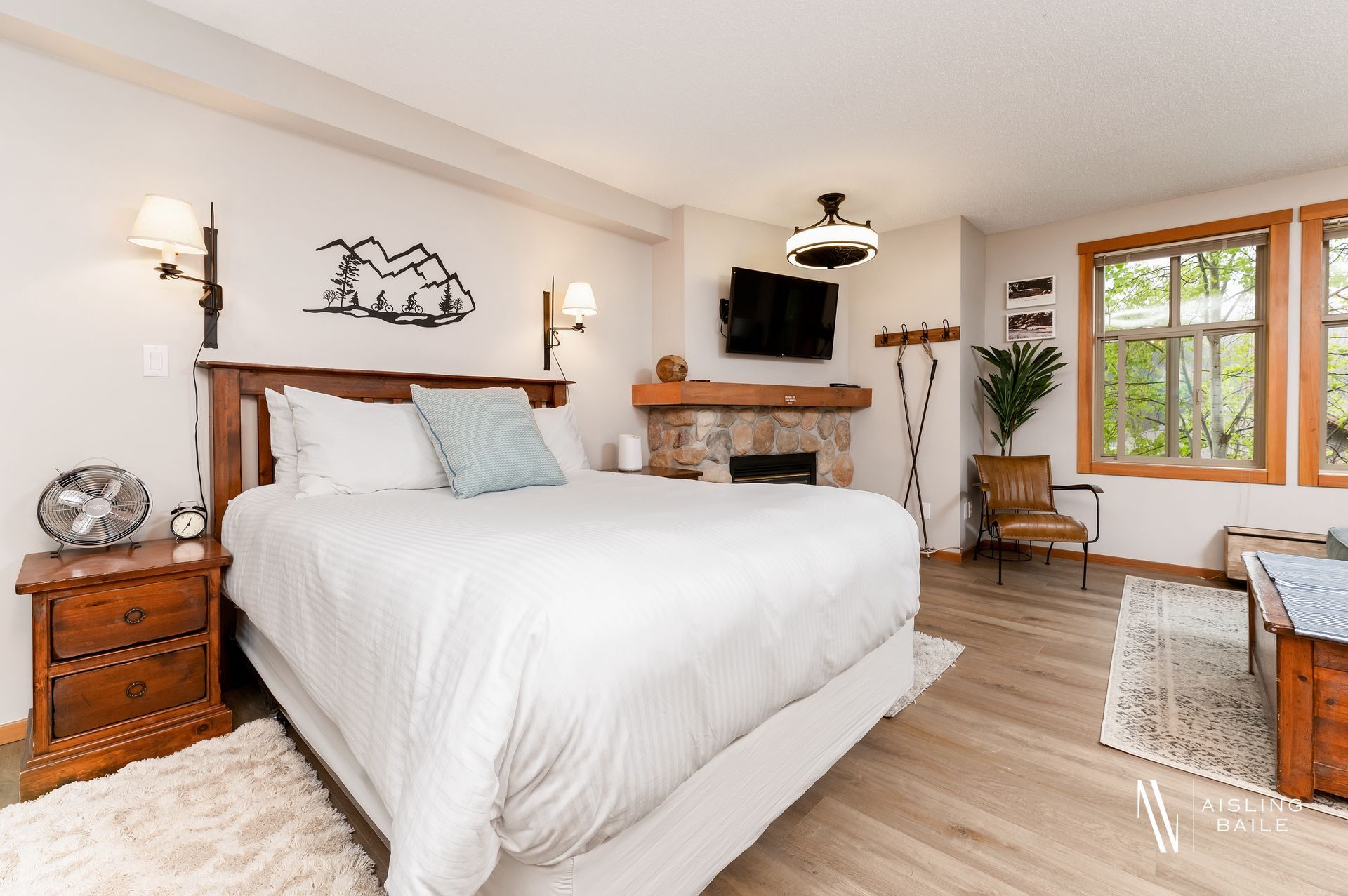 Studio bedroom of the Upper Tip, a Panorama BC Vacation Rental hosted by Aisling Baile Property Management.