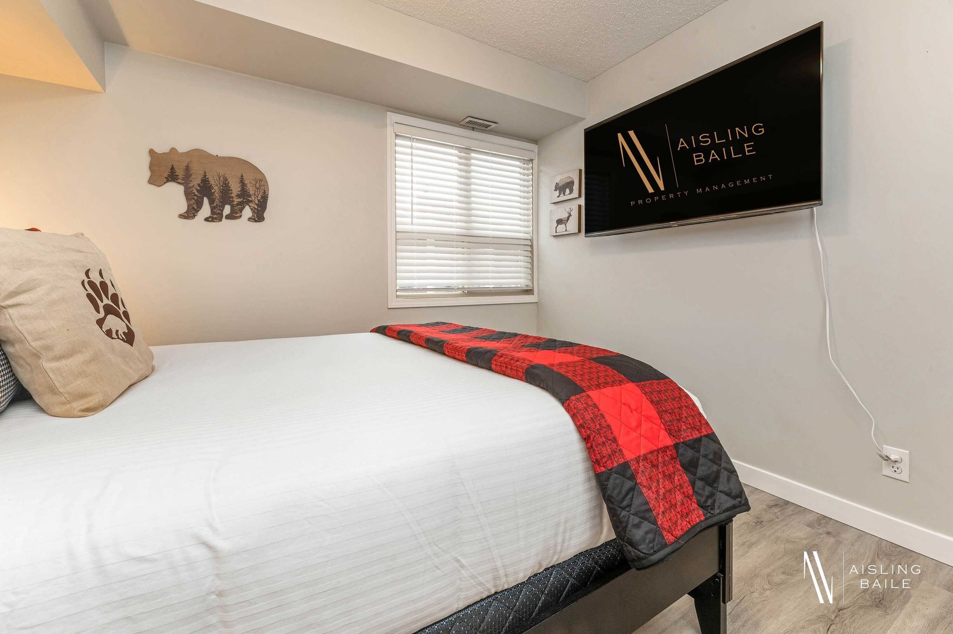 Second bedroom of Hudson Pointe, an Invermere BC Vacation Rental hosted by Aisling Baile Property Management.