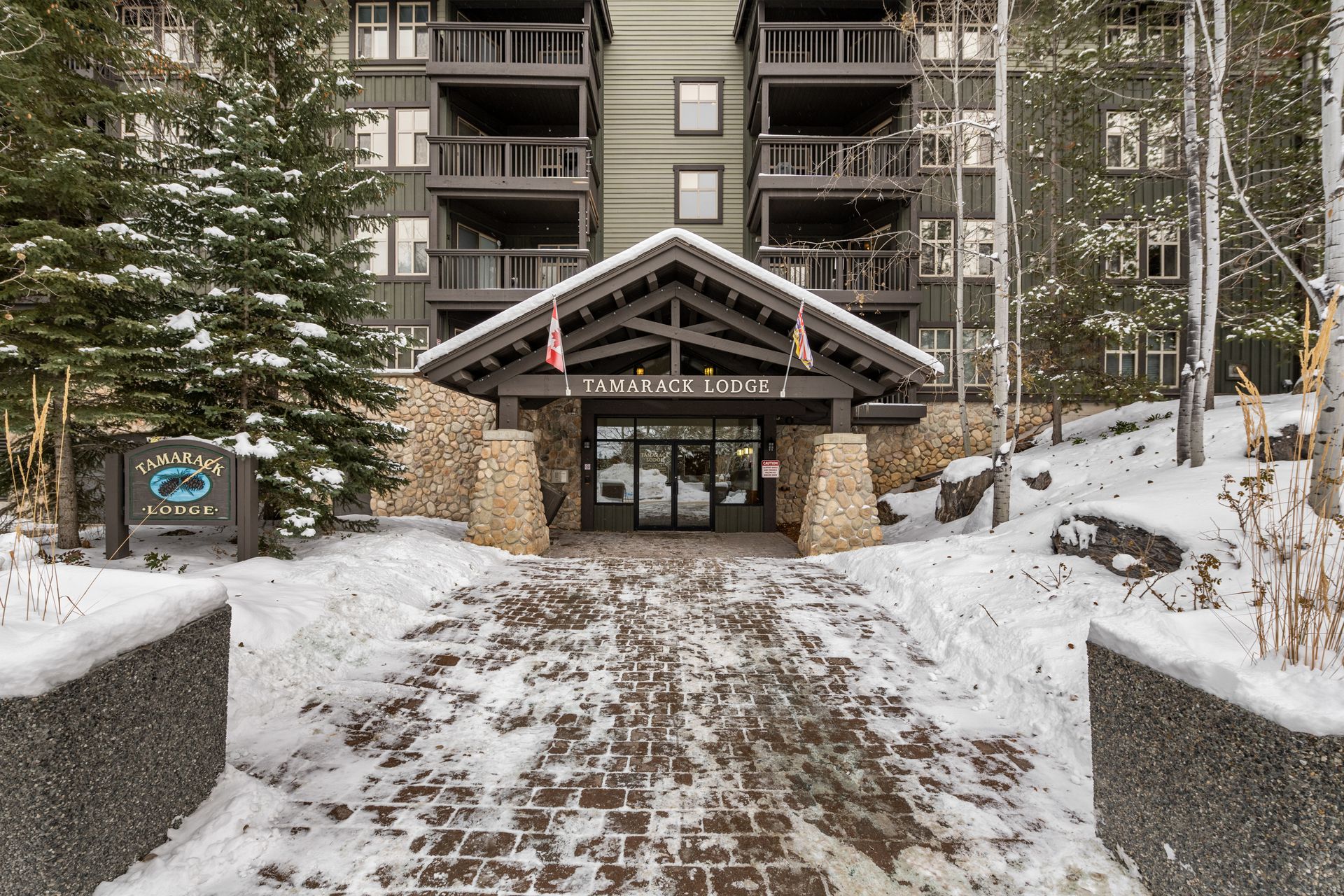 Exterior of 305 Tamarack, a Panorama Mountain Resort BC Vacation Rental hosted by Aisling Baile Property Management.