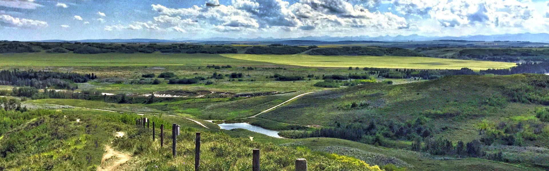 Aerial view of Glenbow Ranch Provincial Park. 