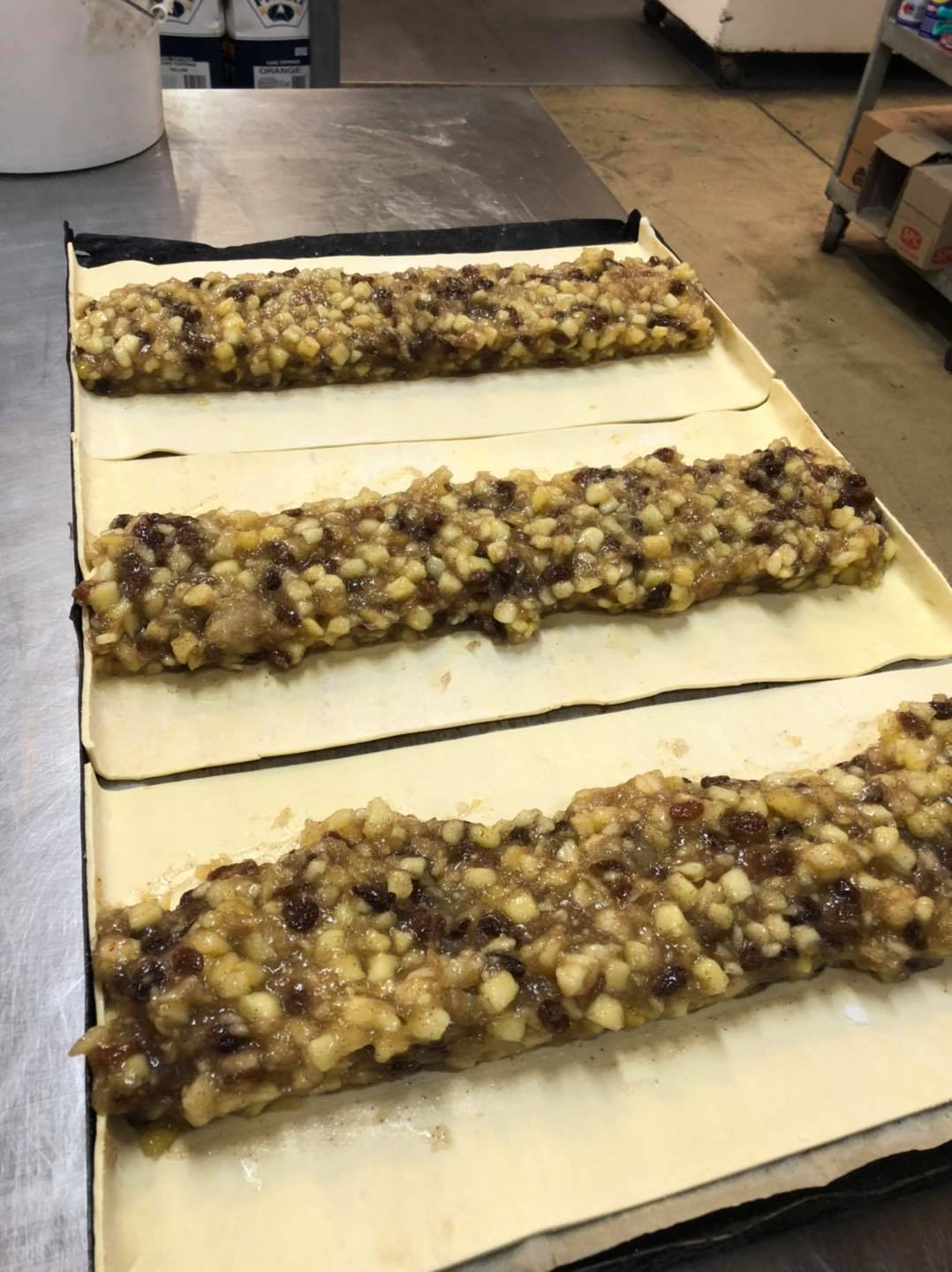 Baking Pastry - Baked Goods in Wodonga, VIC