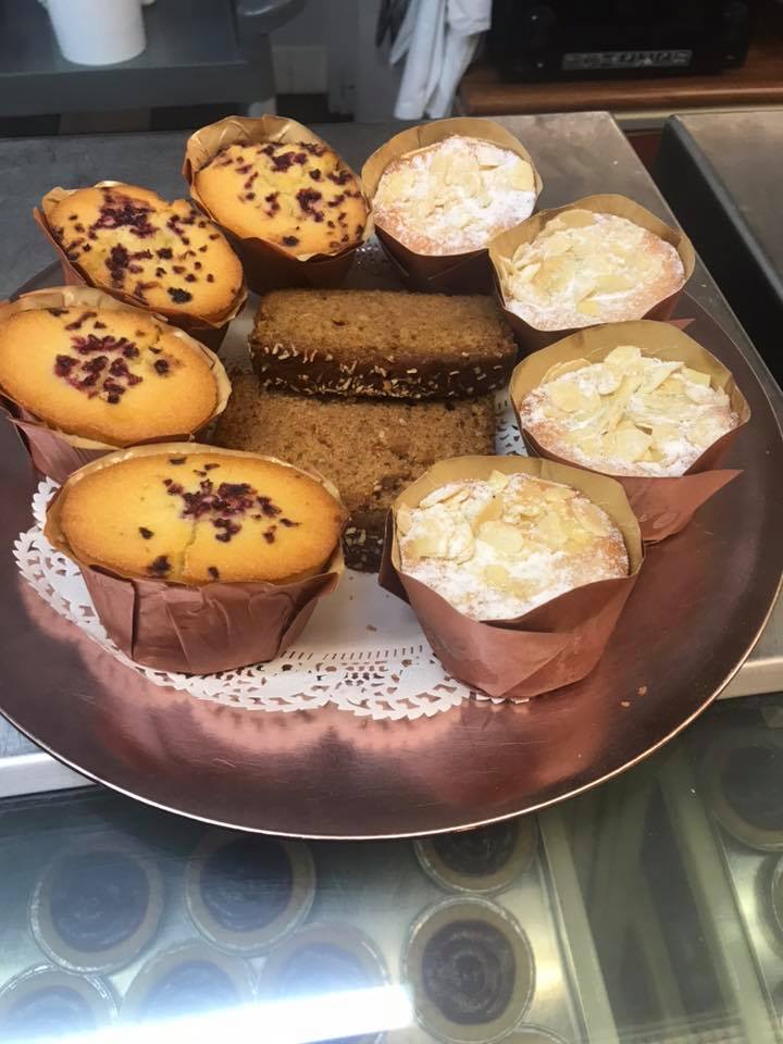 Cupcakes And Sliced Bread - Baked Goods in Wodonga, VIC