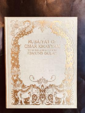 Libro antico con frontespizio dorato