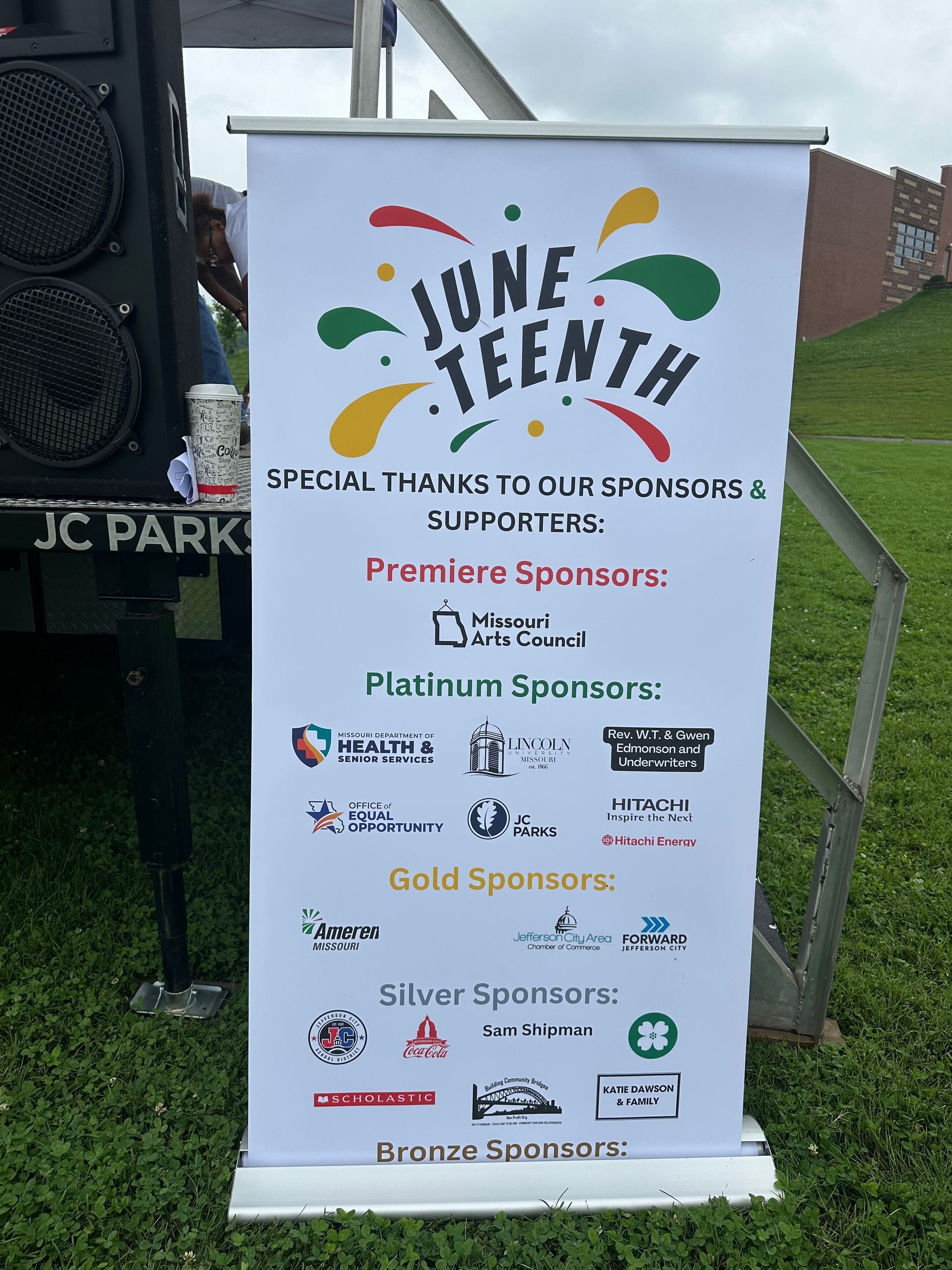 A sign that says Juneteenth on it