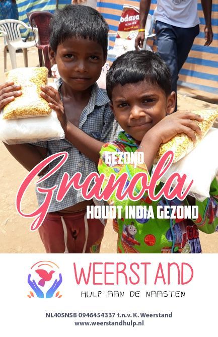 Twee kinderen houden linzenvast voor een hulpactie met de titel 