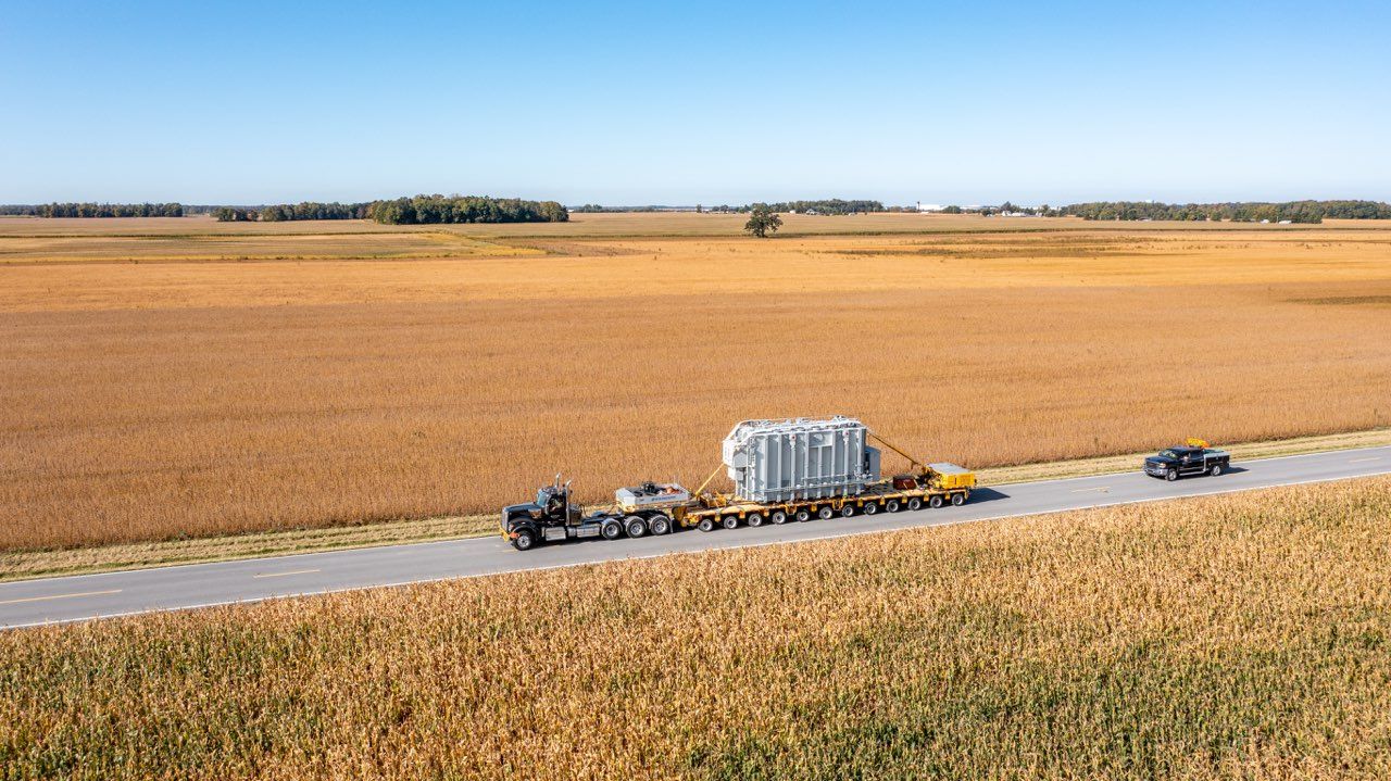 Transloading Freight forwarding by air, rail and truck