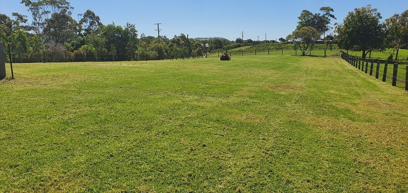 acreage mowing — Gardeners In Singleton, NSW