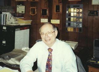 Dick at work before he lost his vision in 2004