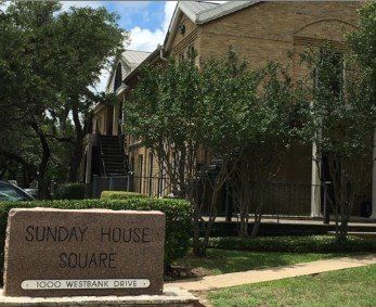 Sunday House Square