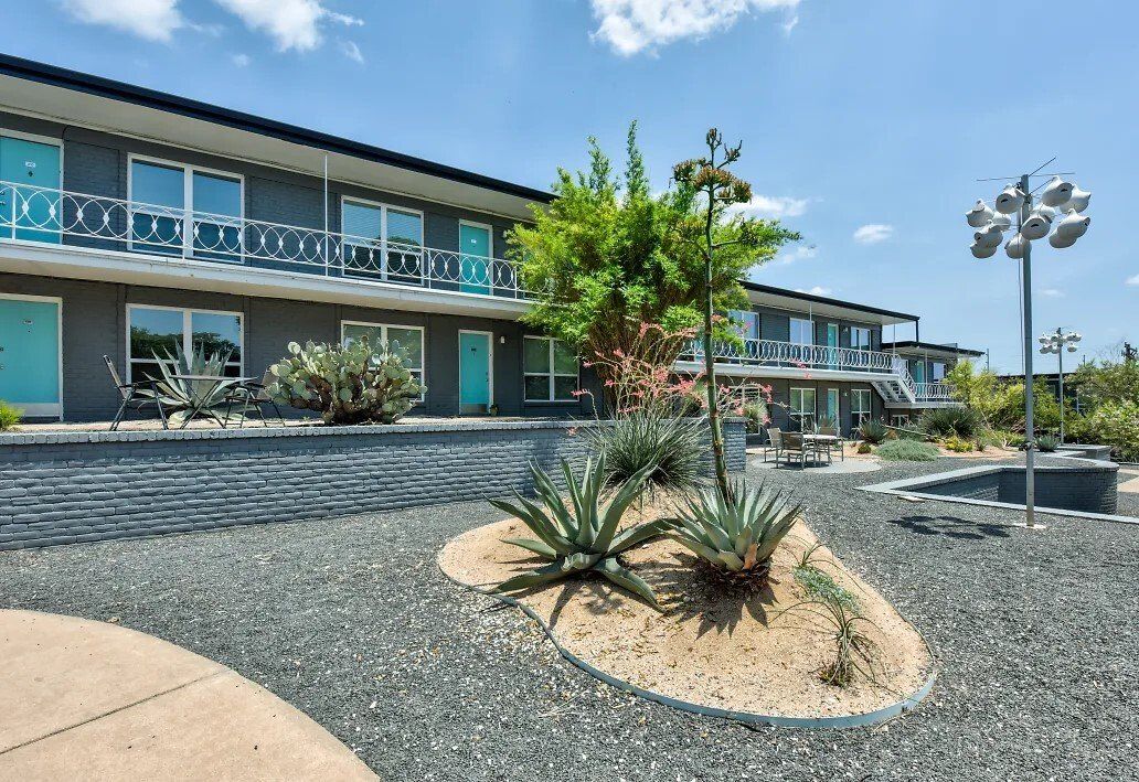 River Oaks Apartments Austin Texas