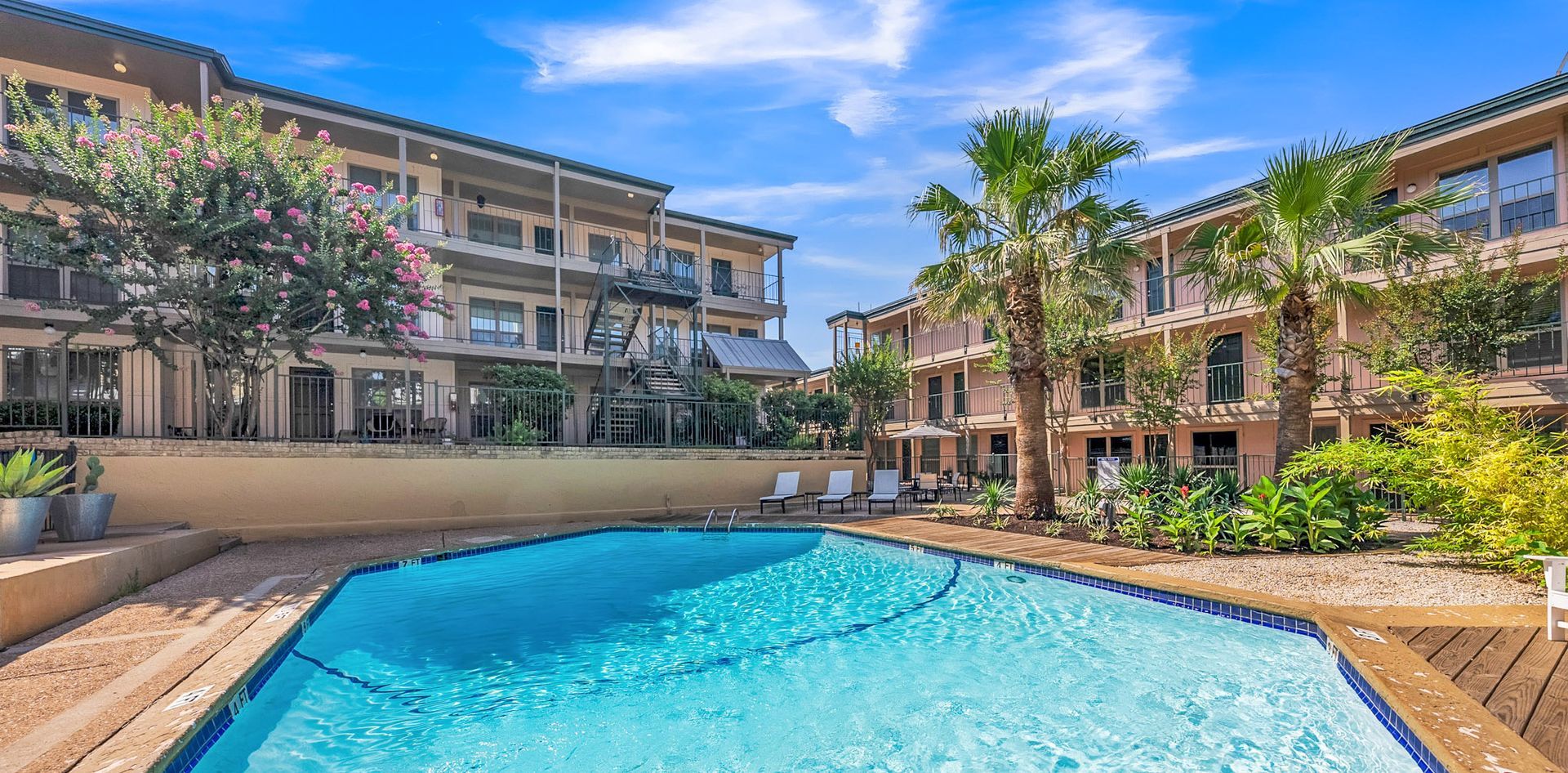 Oak Park Apartments