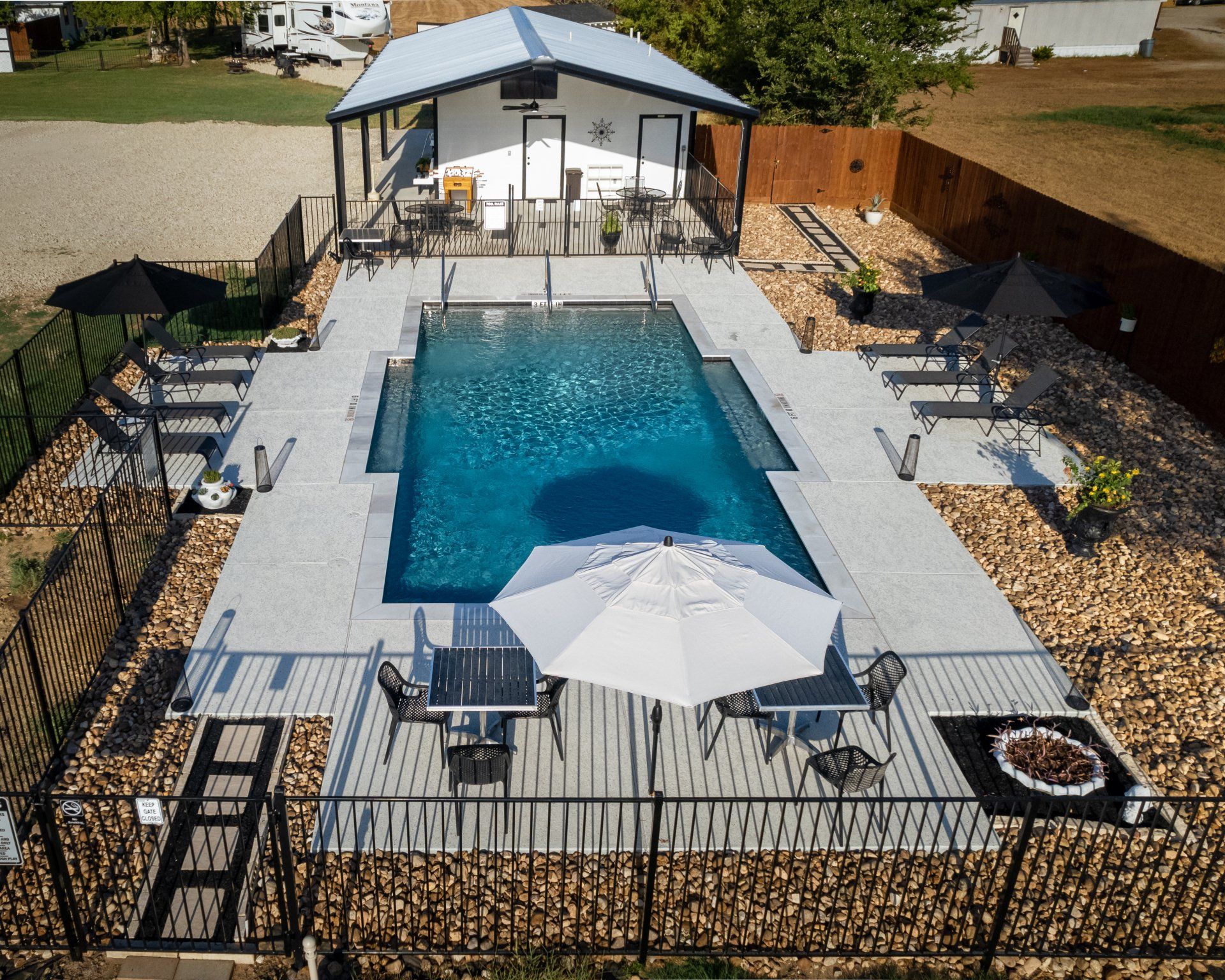 Large pool deck area 