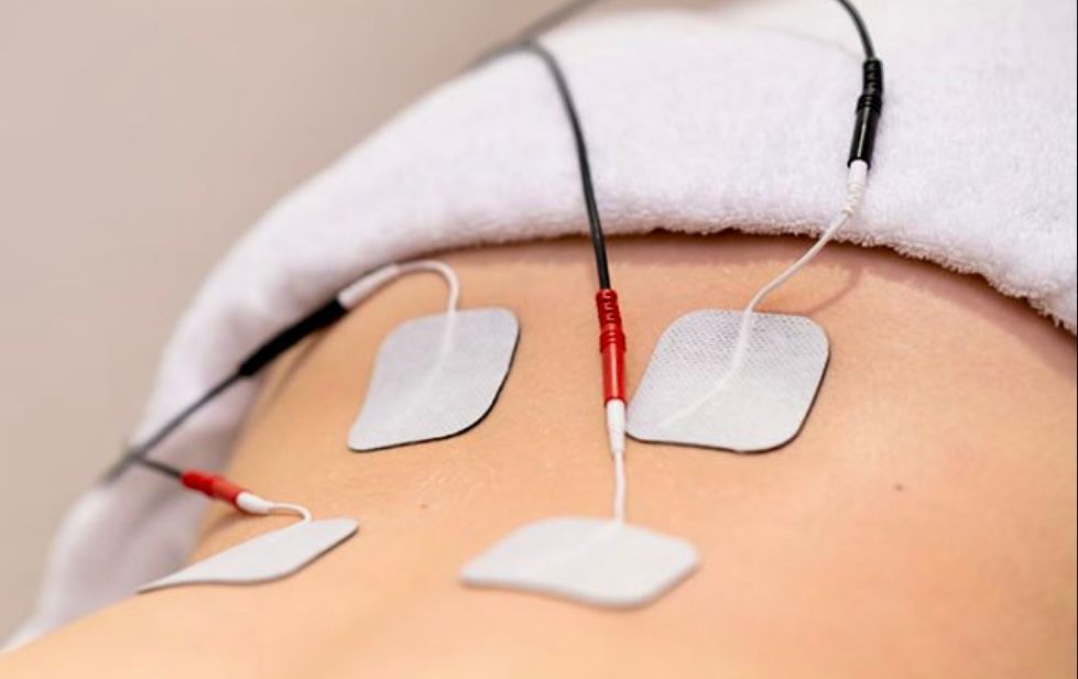 Seniors Going Hiking — Winchester, KY — Miller Chiropractic Centre Inc PSC Seniors Going Hiking — Winchester, KY — Miller Chiropractic Centre Inc PSC