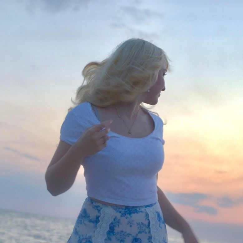 Kristen Noble Behind the Scenes Drown It Out