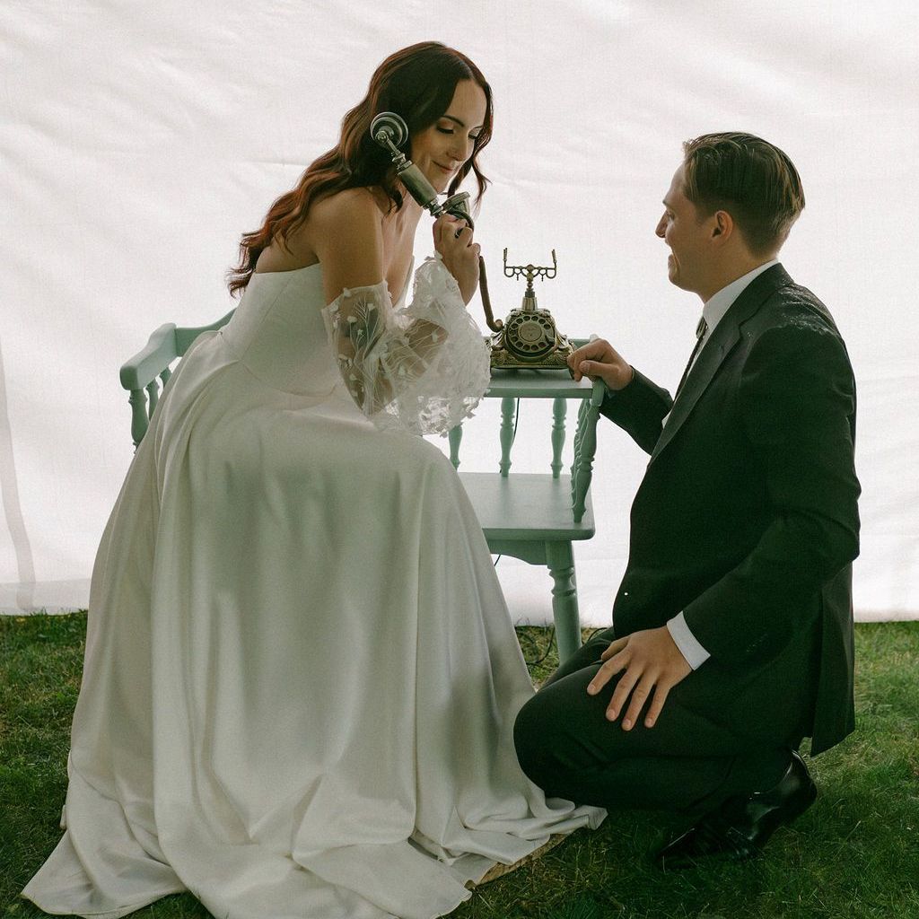 GUEST BOOK + FAVOURS