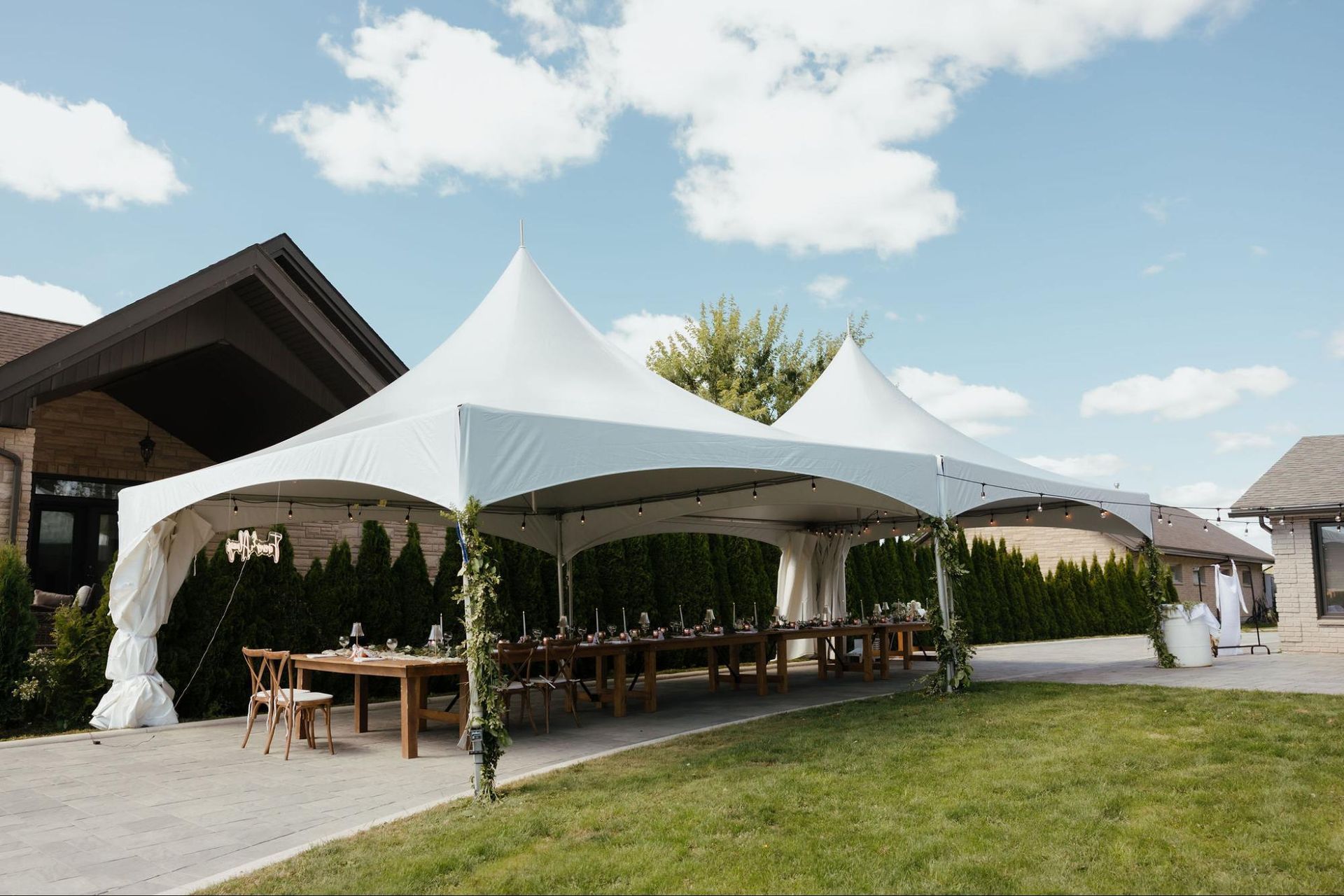 Private backyard weddings North Bay