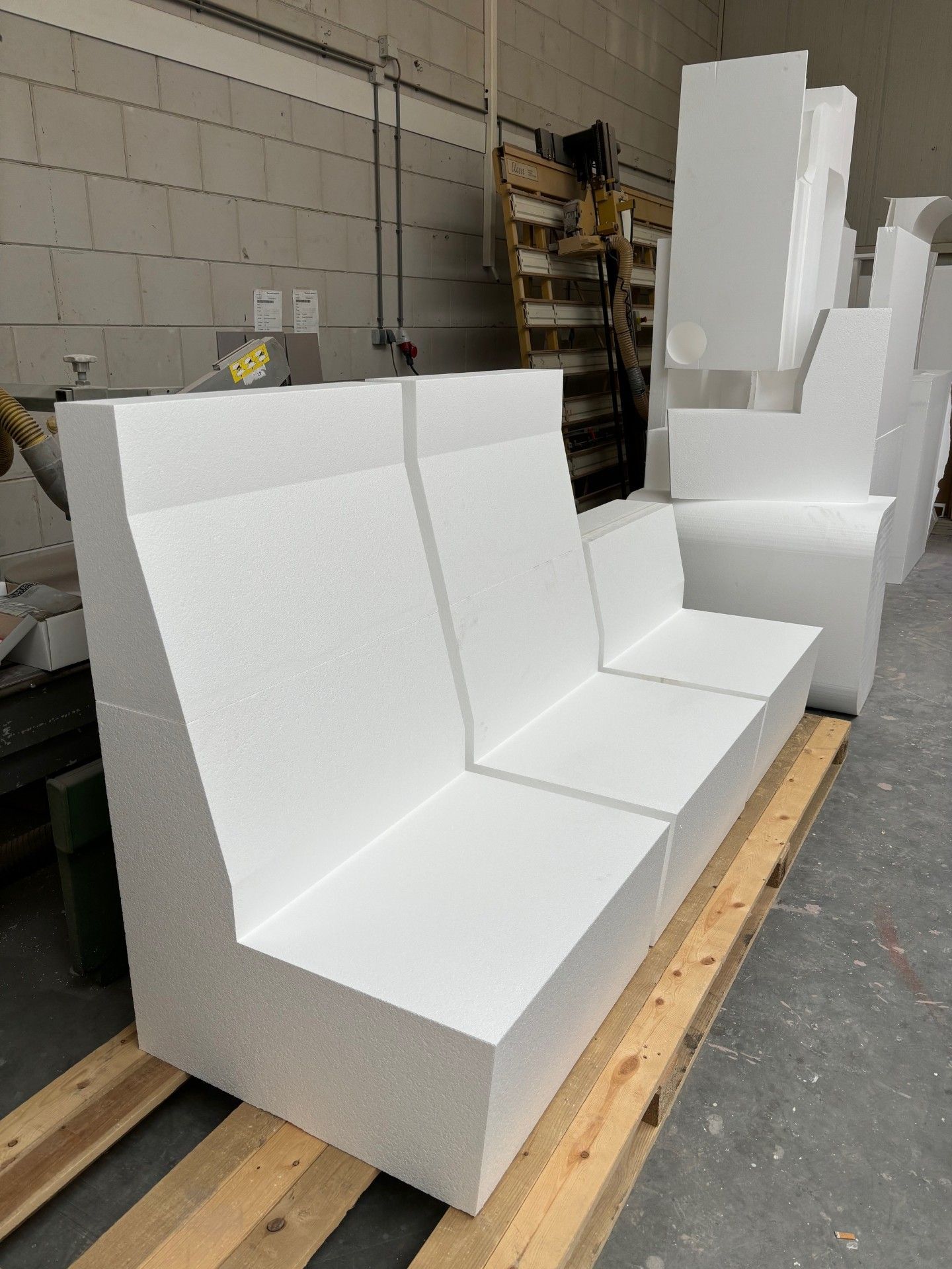 Piepschuim vergaderhub