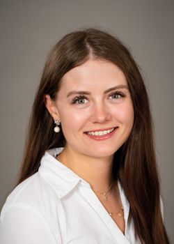 Emely Huber | huber Glas- & Fensterbau