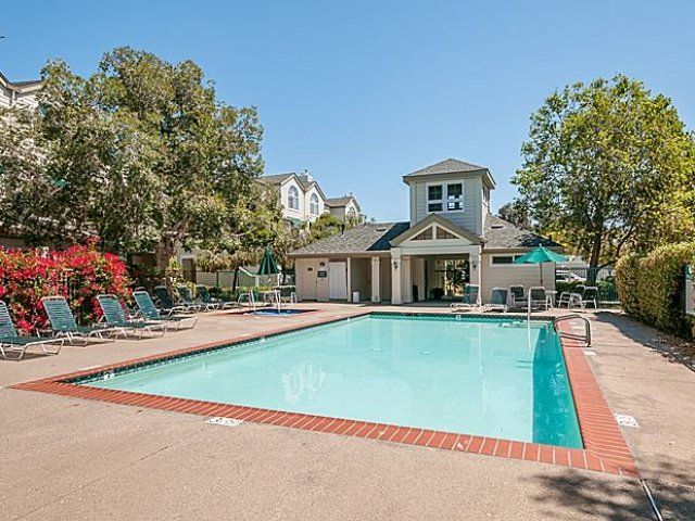 Redwood Shores,  Condo