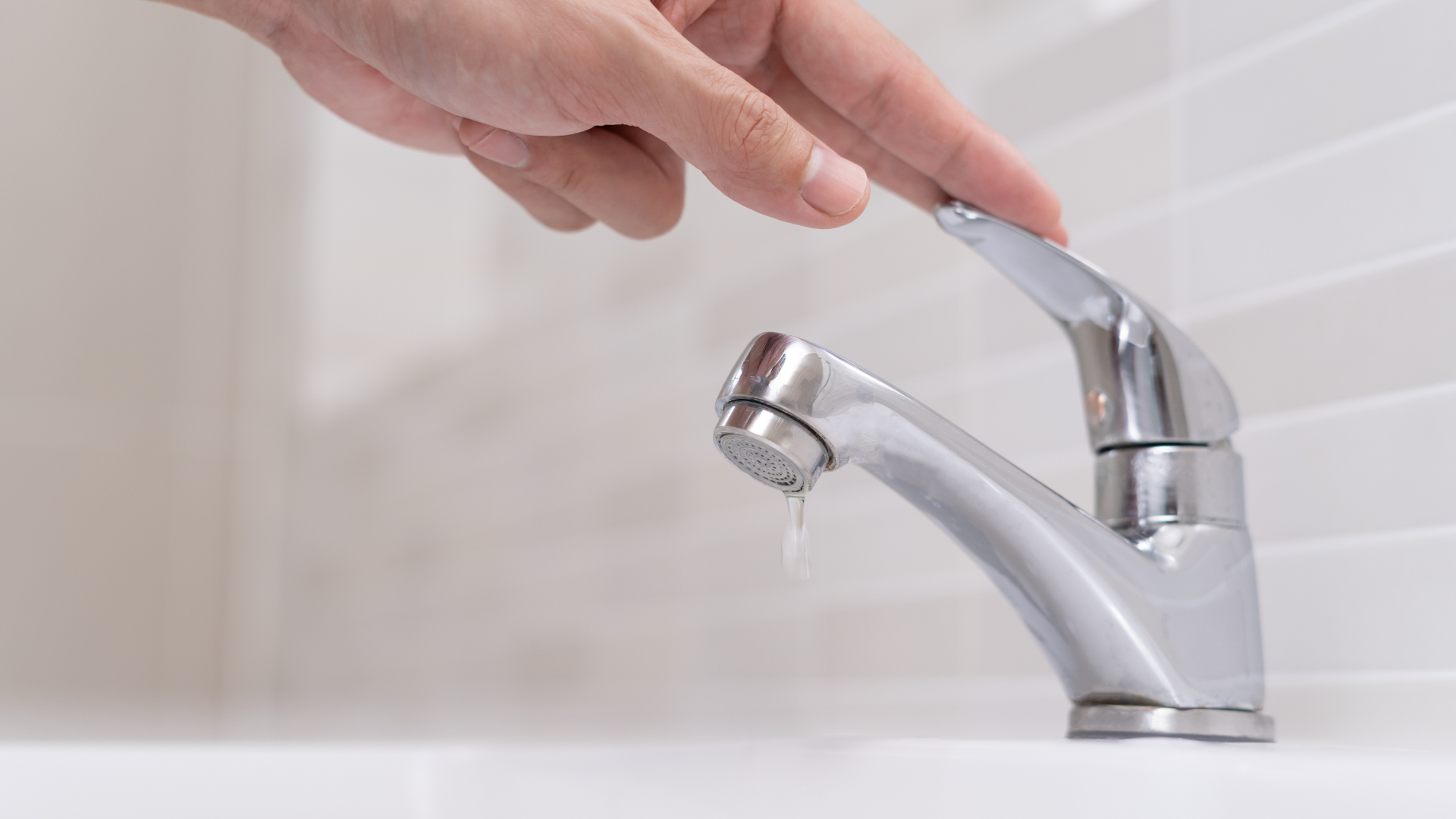 tap repairs Mermaid Waters