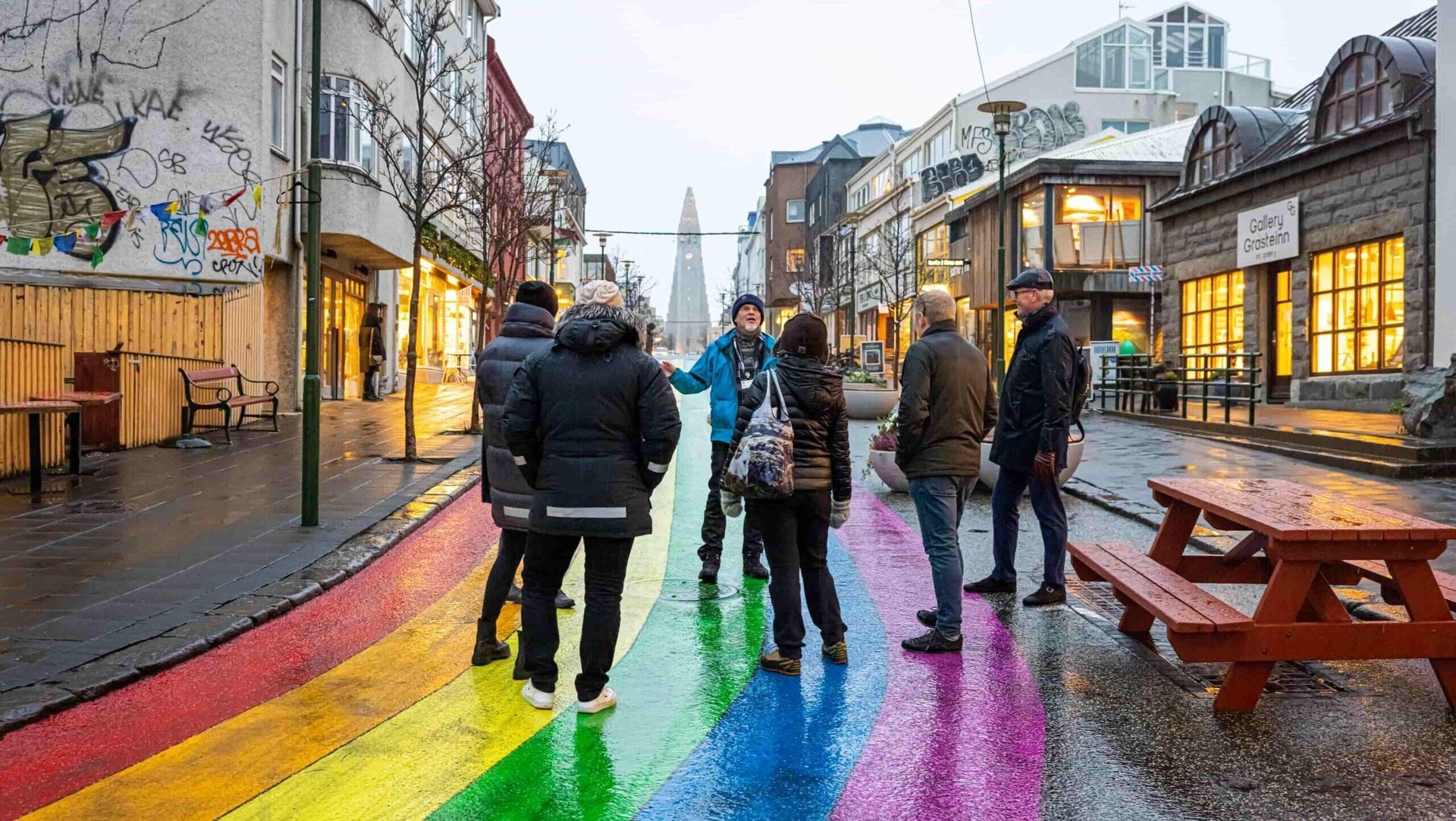 Walk with a Viking – Reykjavík Walking Tour – Small group