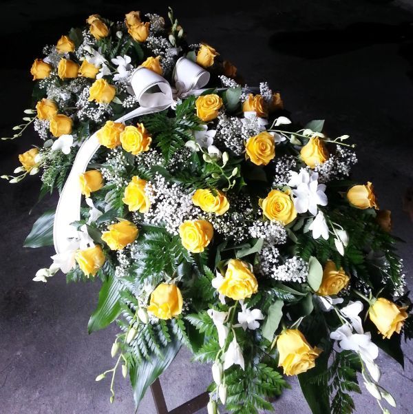 cuscino di fiori funebri