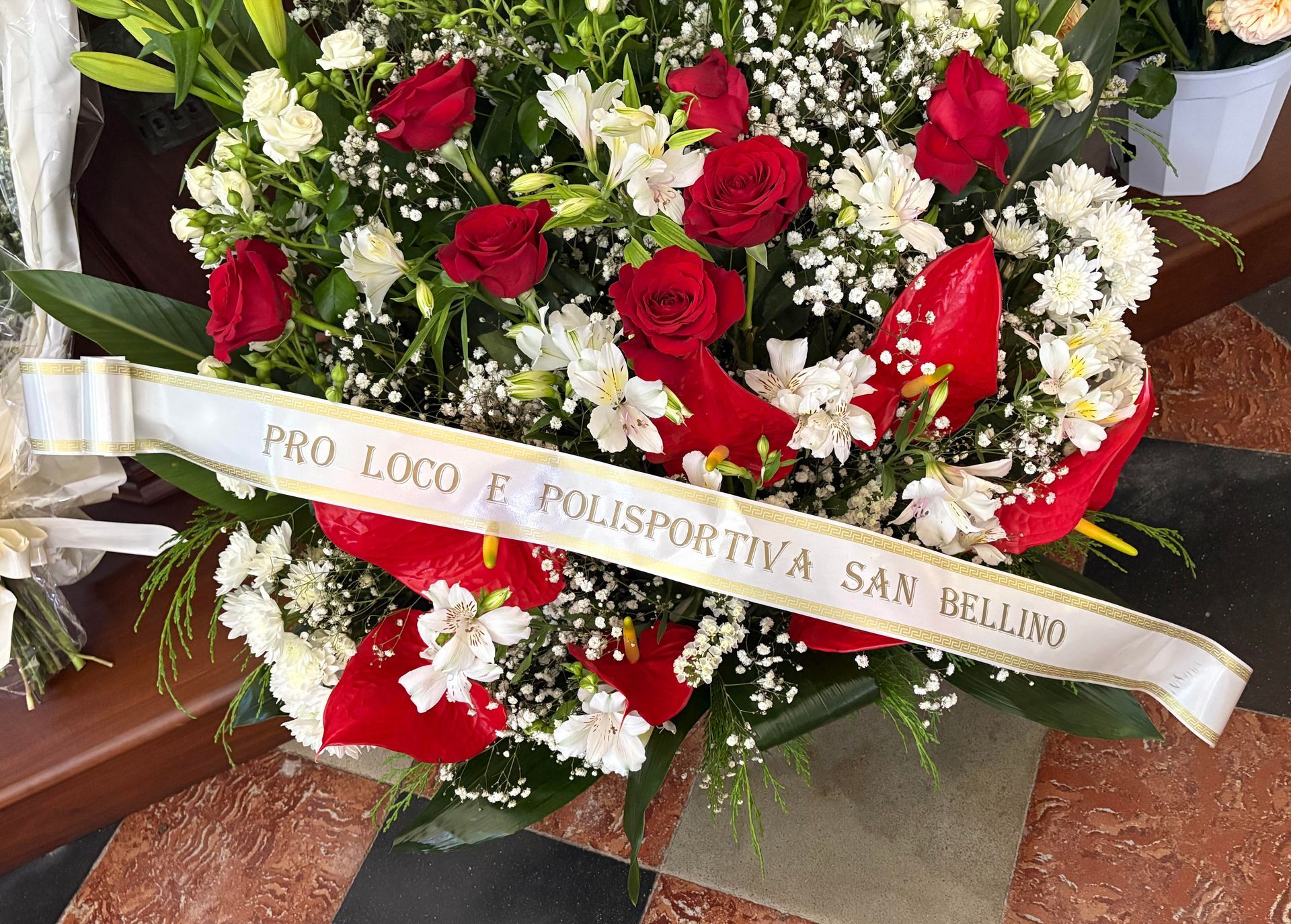 fiori per il rito funebre