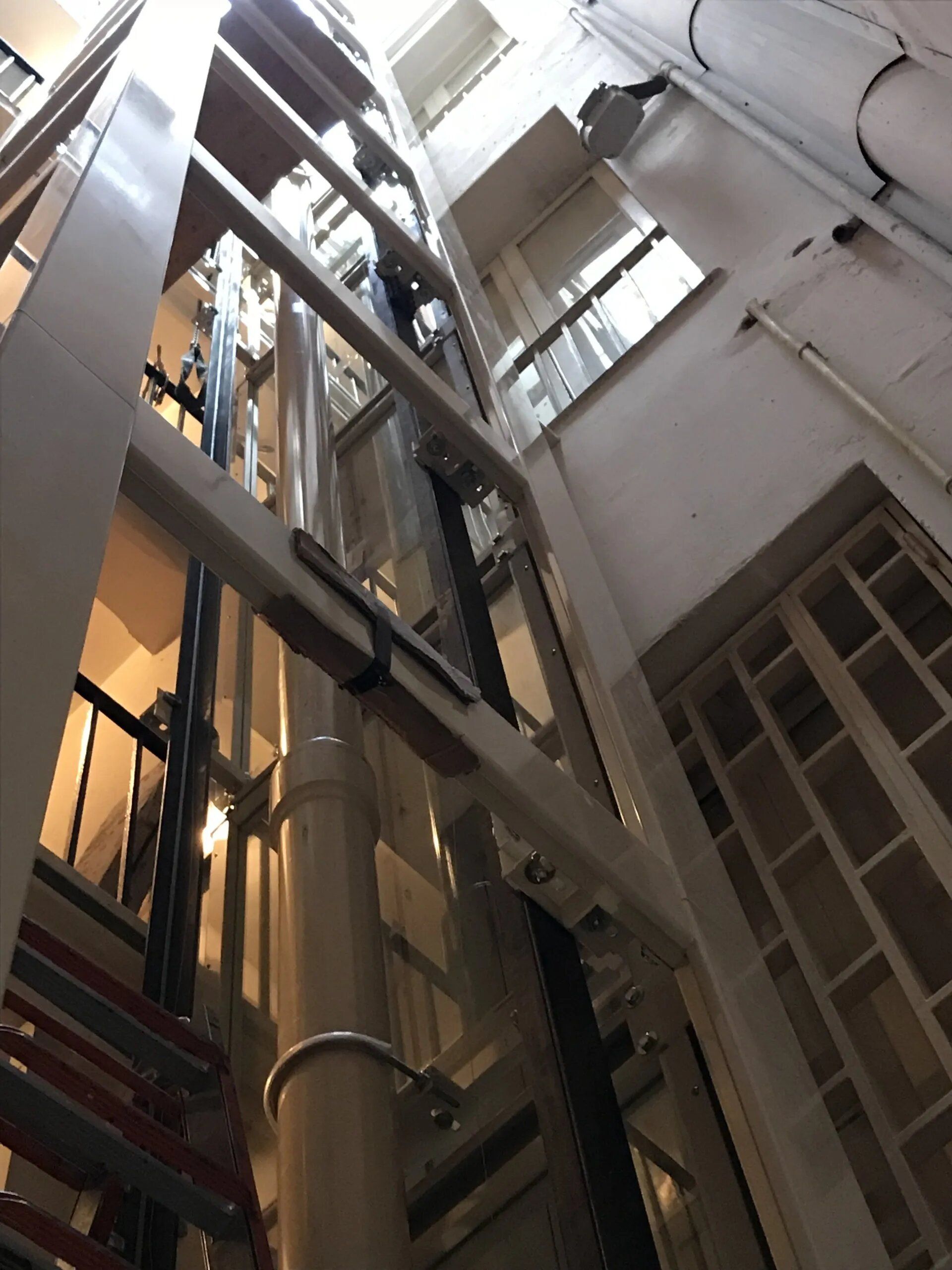 ascensore oleodinamico 2