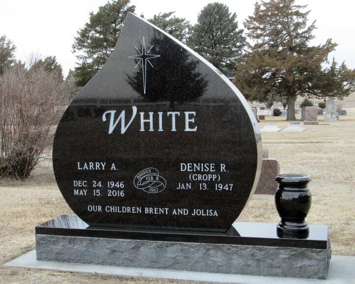 Tear drop companion monument in black granite with turned vase