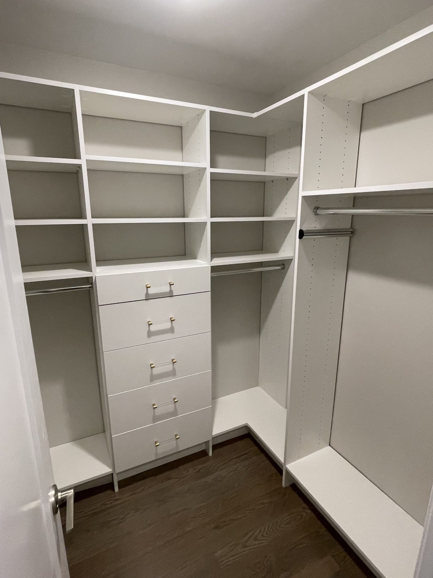 custom closet design and installation