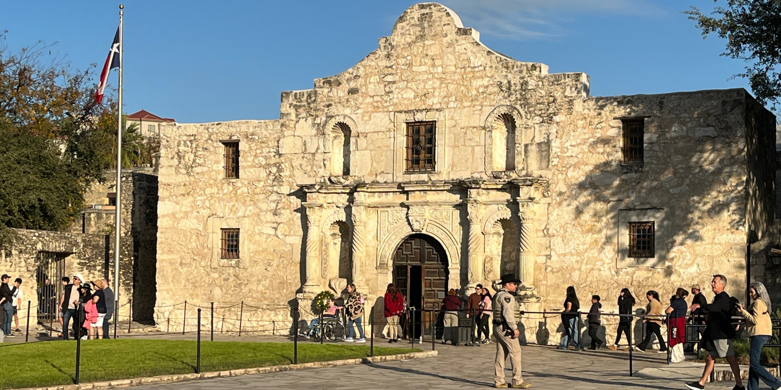 San Antonio Travel Guide 