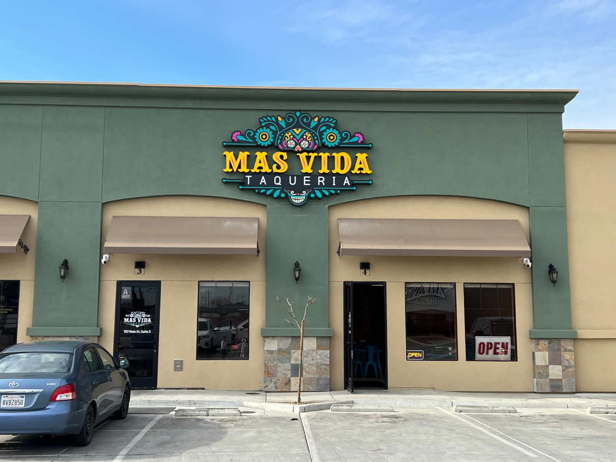 The Best Mexican Restaurant In Delano, CA. Mas Vida Taqueria
