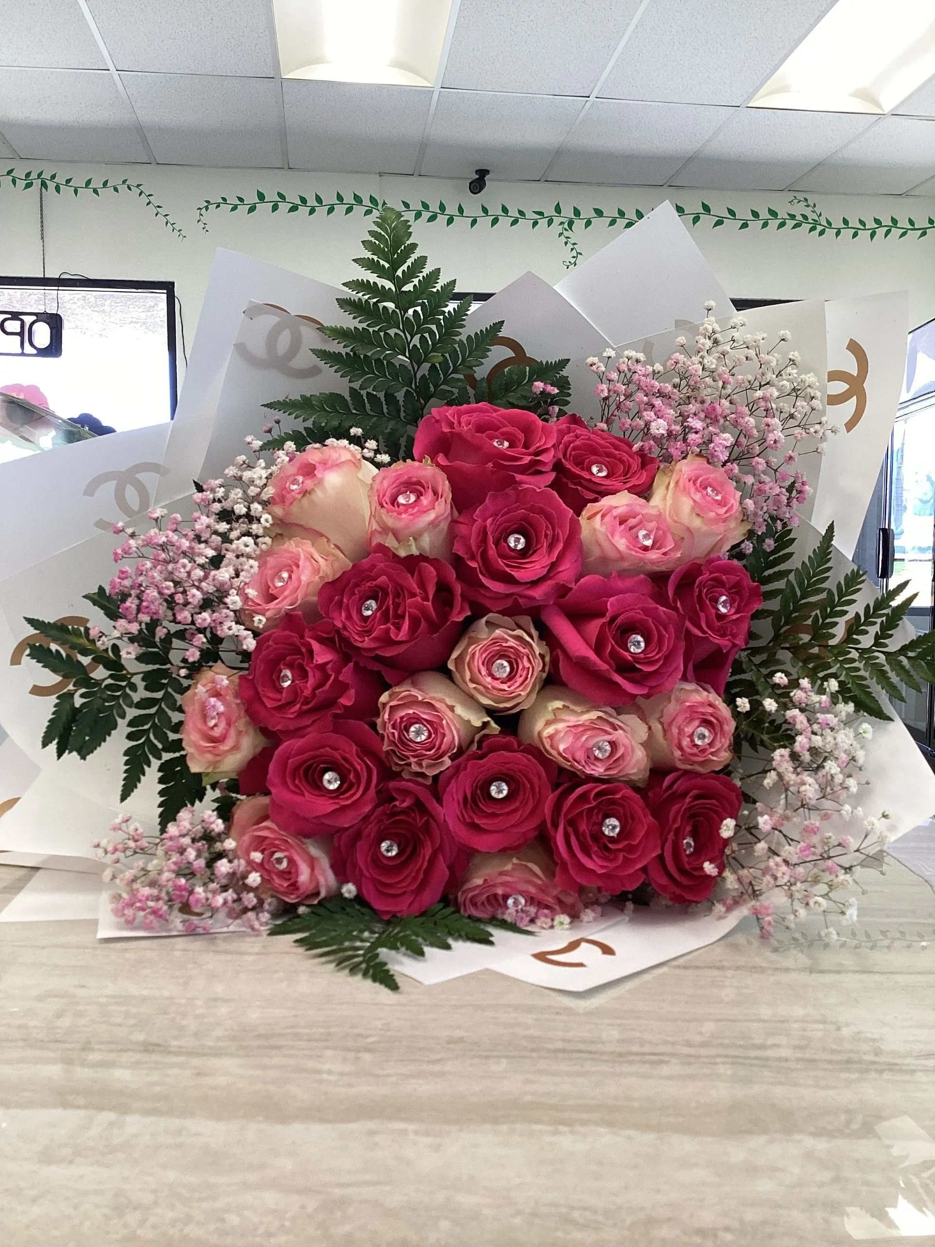Large bouquet of pink roses