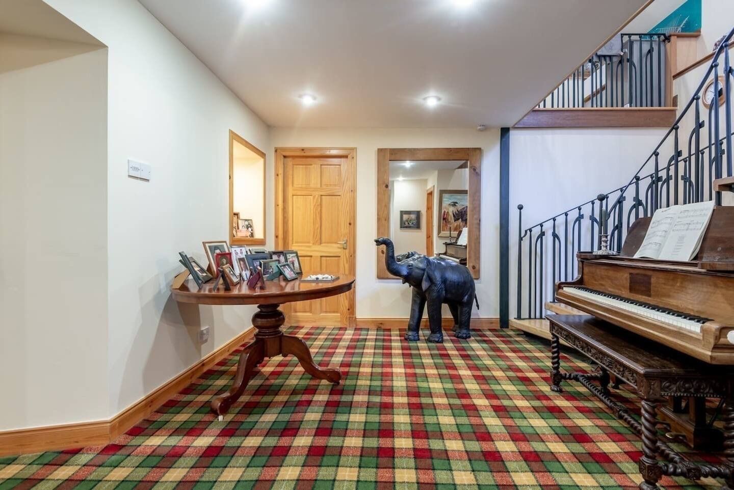 Hall - Newhill Granary accommodation, Glenfarg, Perth & Kinross