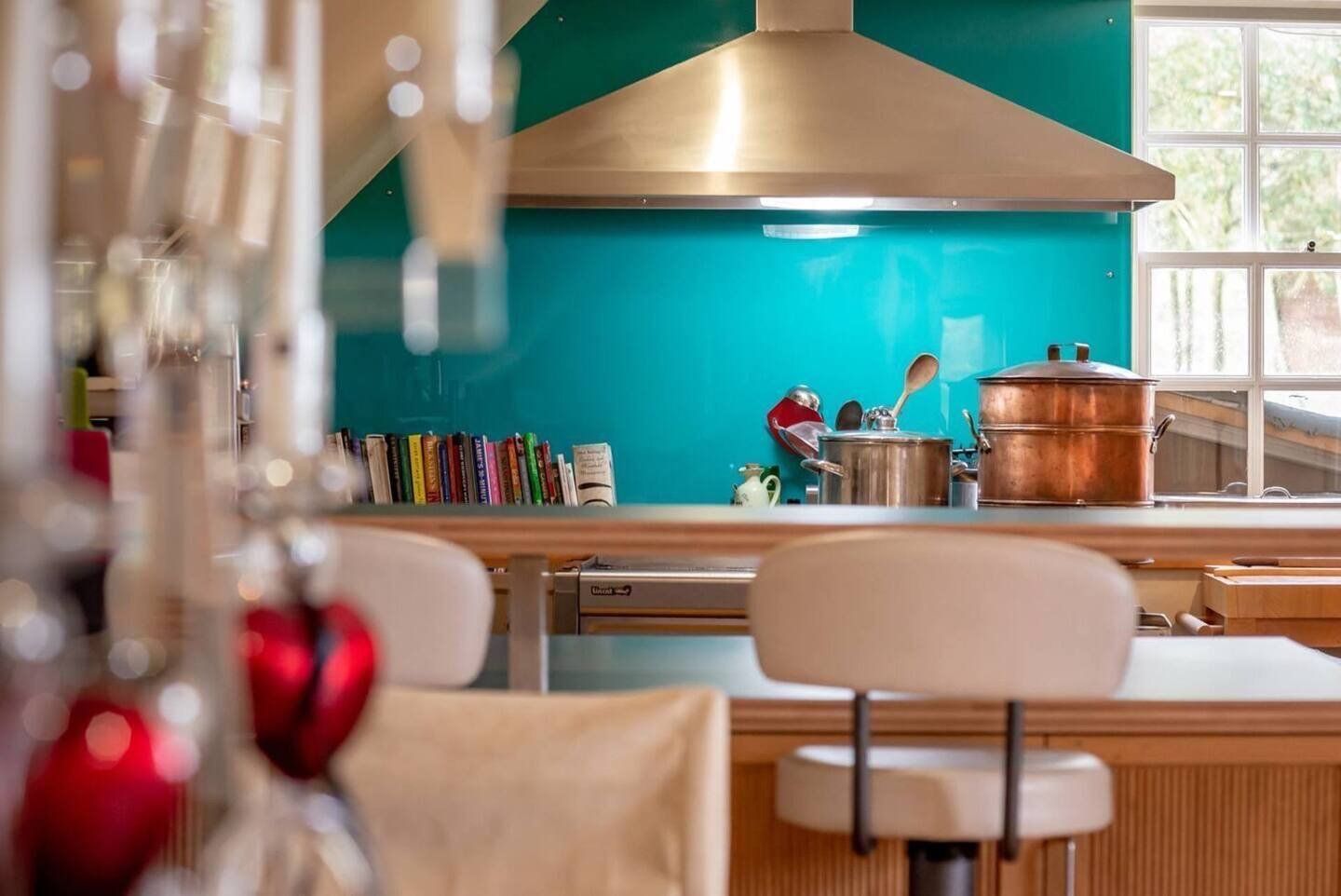 Kitchen - Newhill Granary accommodation, Glenfarg, Perth & Kinross