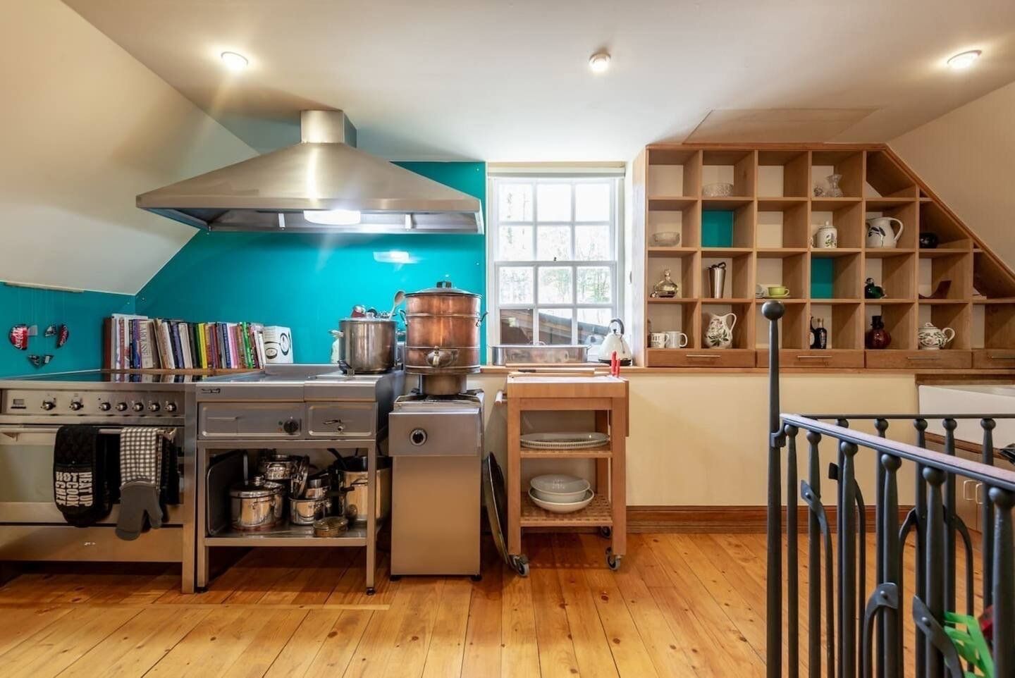 Kitchen - Newhill Granary accommodation, Glenfarg, Perth & Kinross