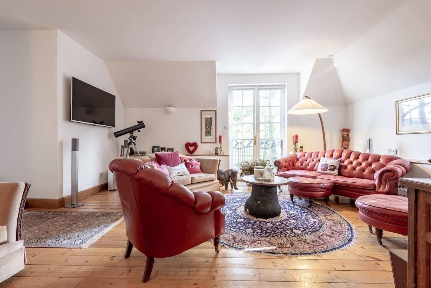 Sitting Room - Newhill Granary accommodation, Glenfarg, Perth & Kinross