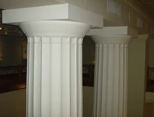 Closeup Of Column Architecture — Cincinnati, OH — Old World