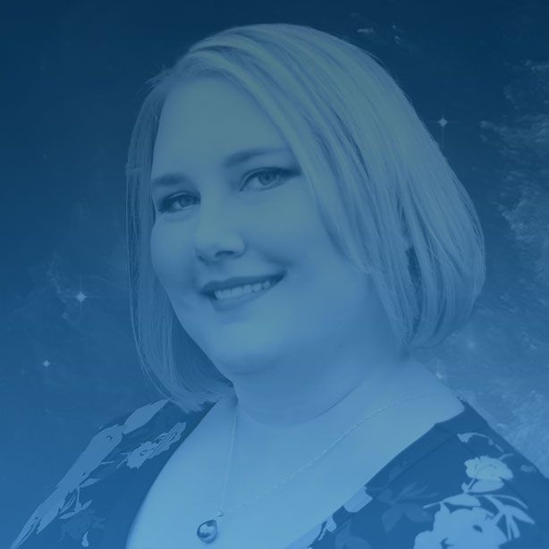 Catherine Knight, a blonde hair smiling in a blue background.