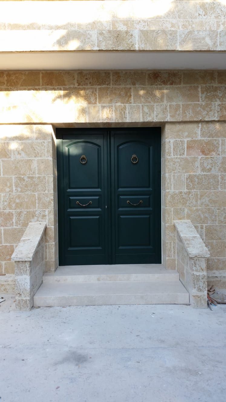 Porta blindata verde scuro