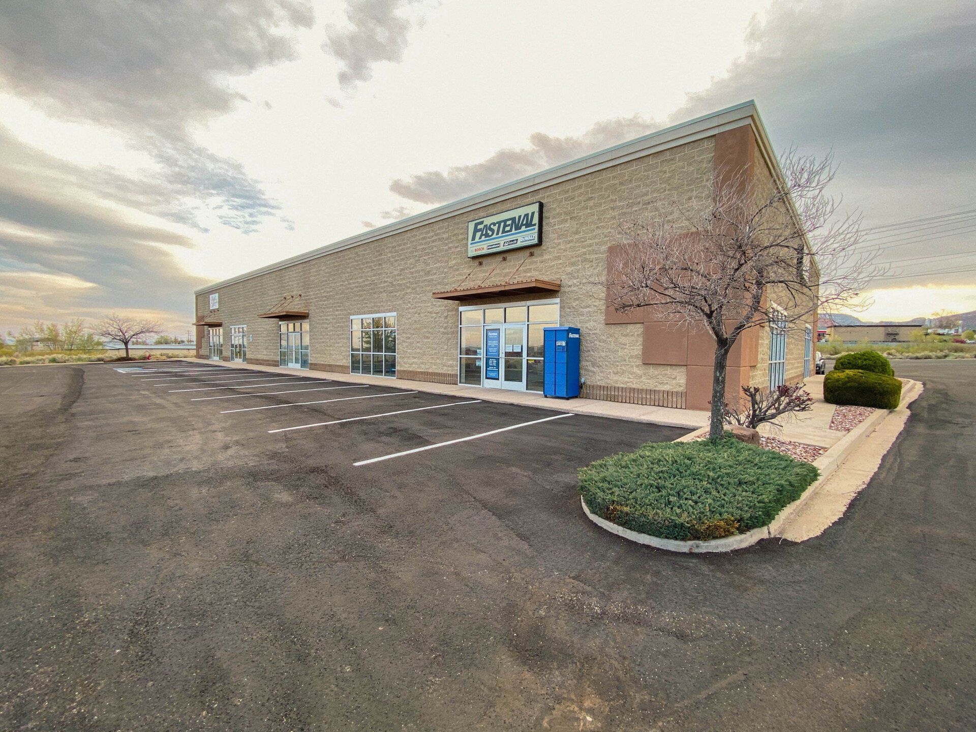 Commerce Park Commercial Retail Center Information Page