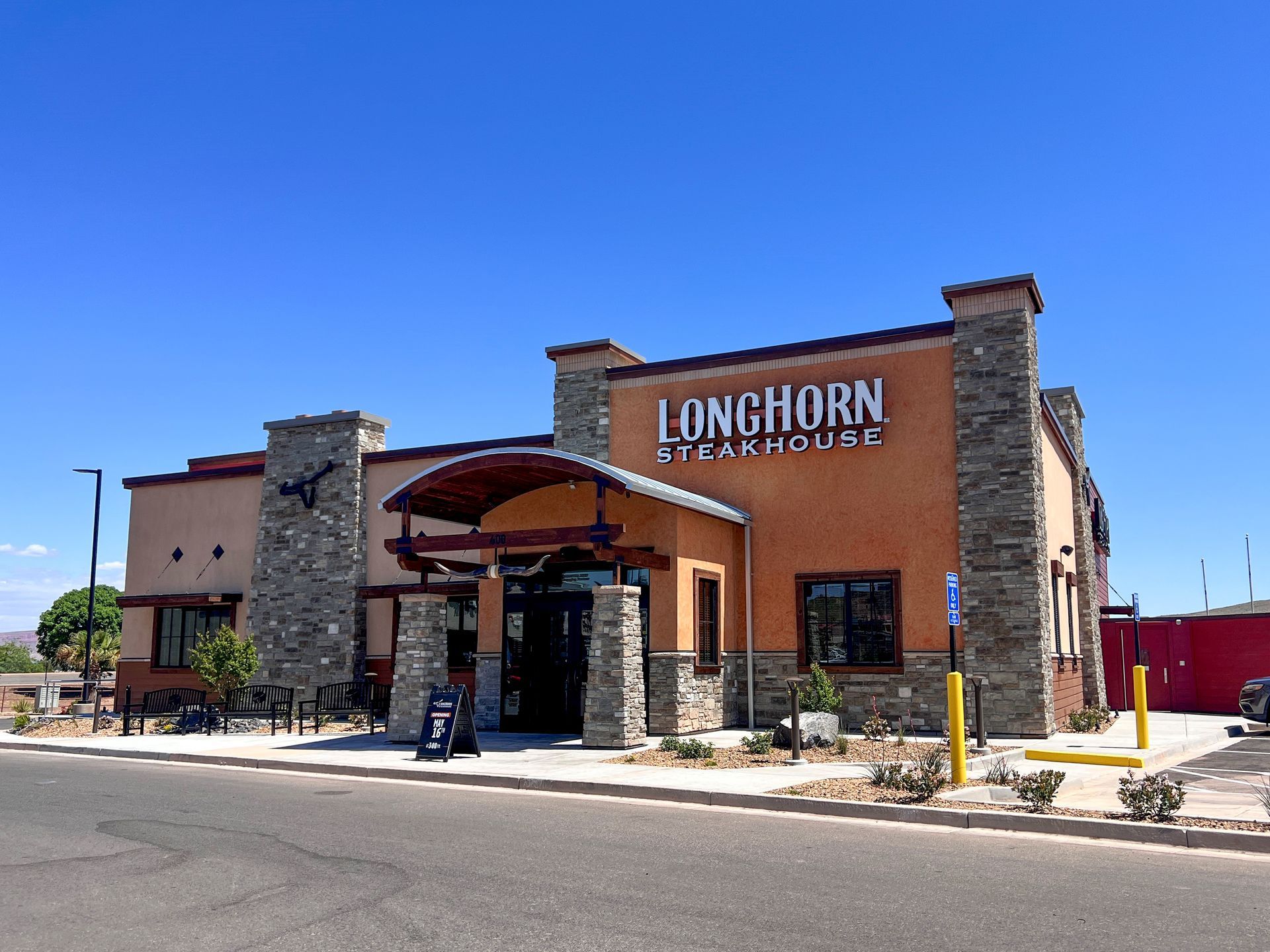 Pineview Plaza Information Page