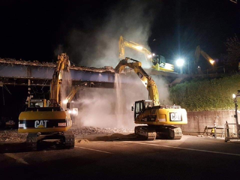 intervento demolizione di una abitazione