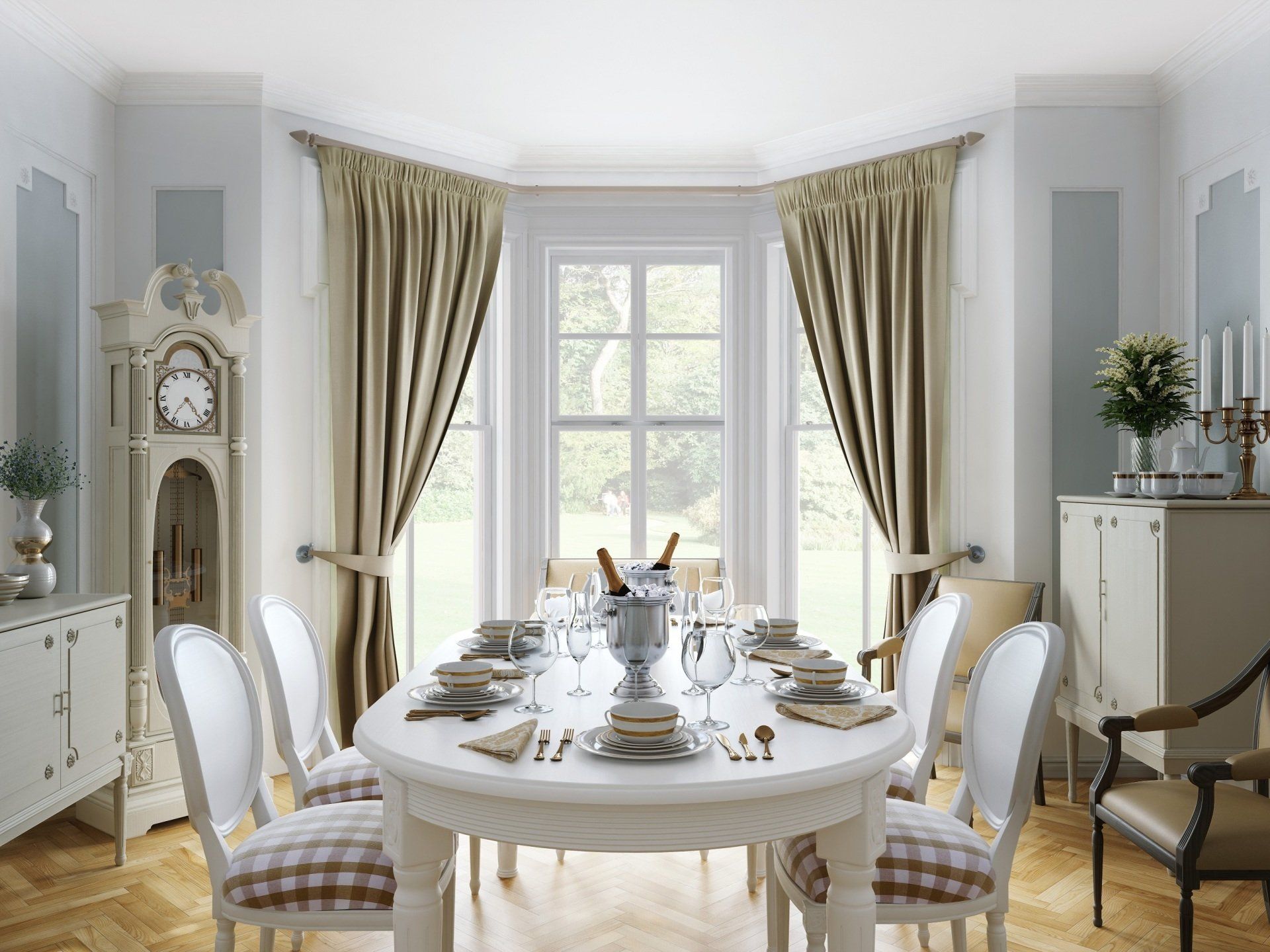 Made to measure curtain pole for unusual shaped windows