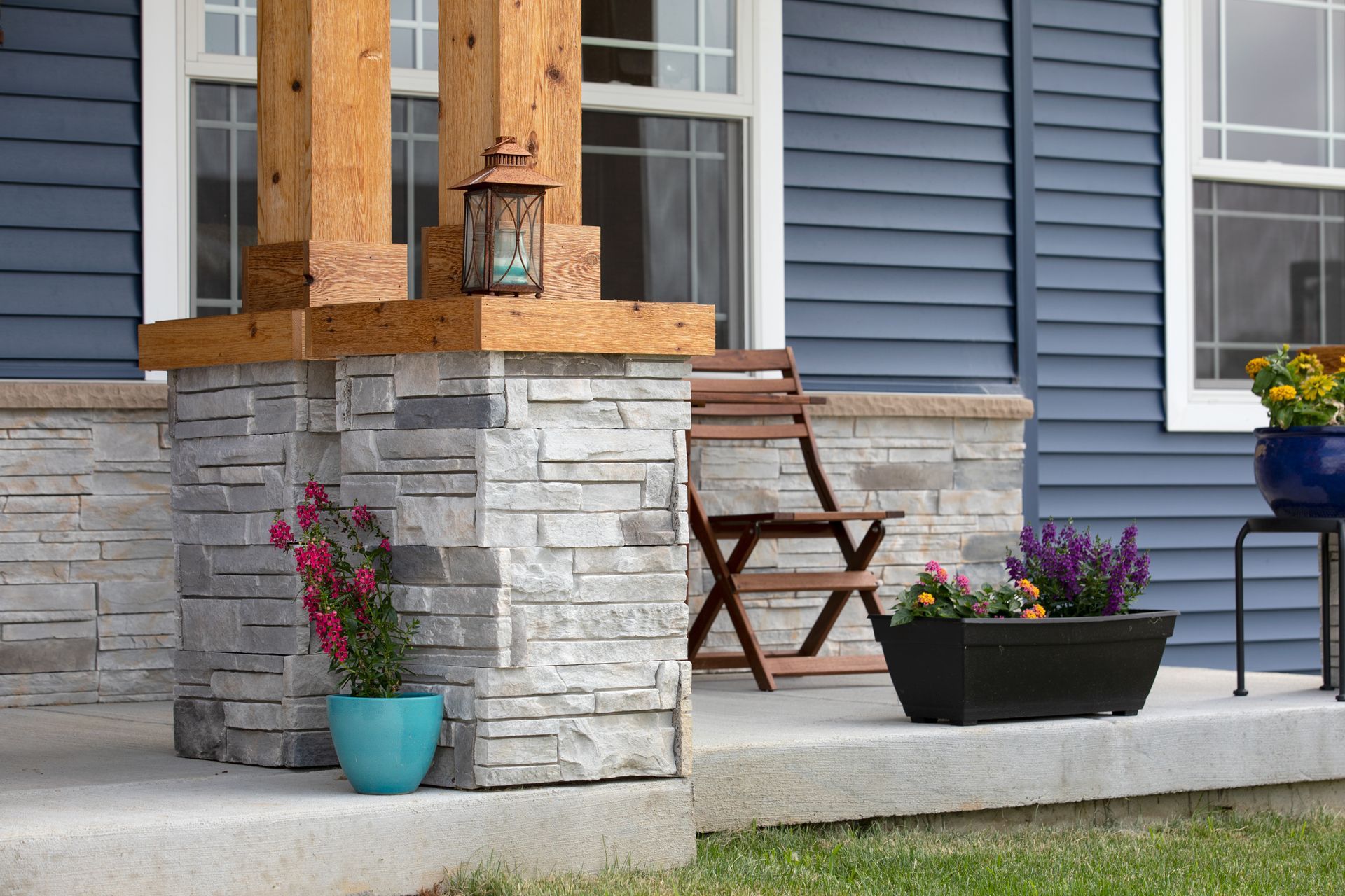 Stone pillars and stone siding wall