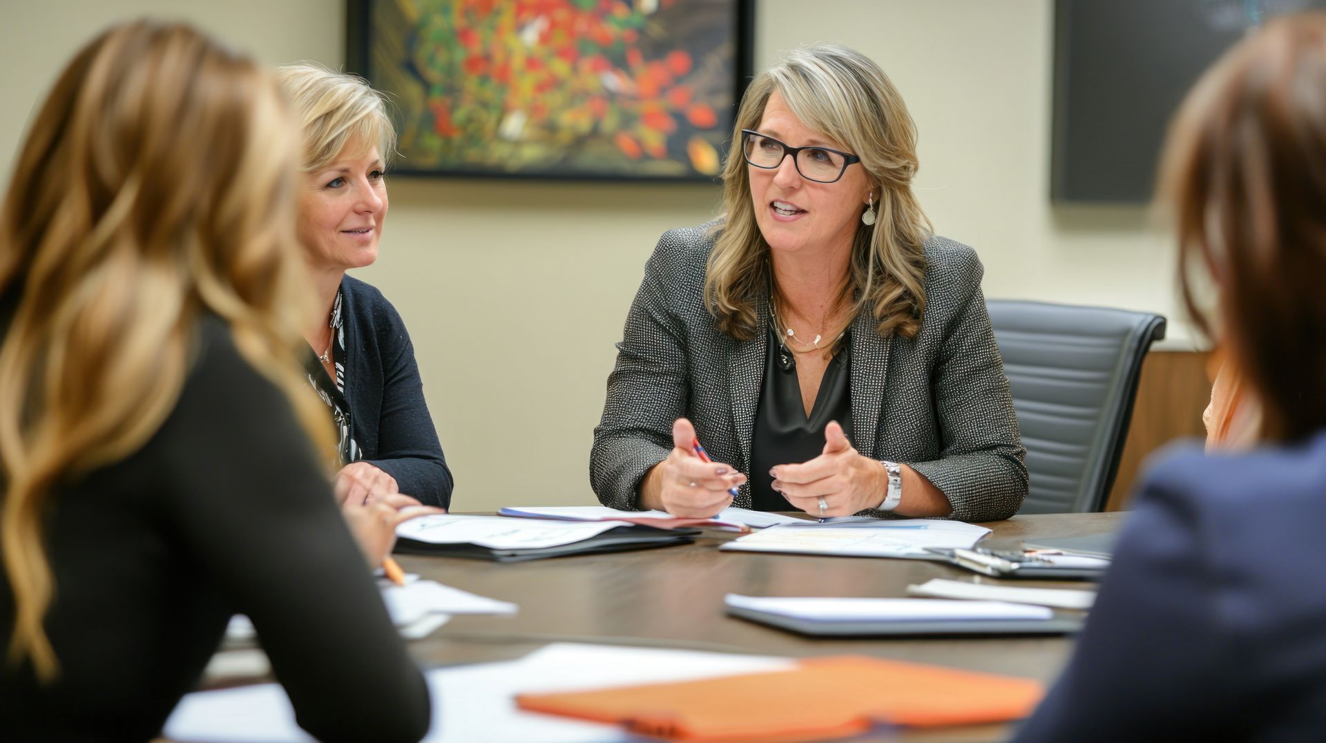Ontario paralegal team meeting with clients to provide trusted Small Claims Court services.