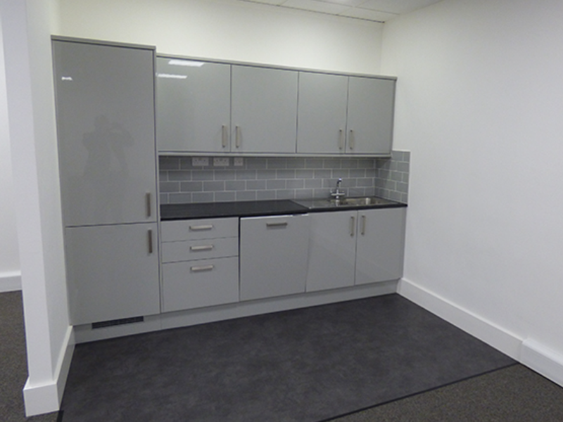 Office kitchen fitter