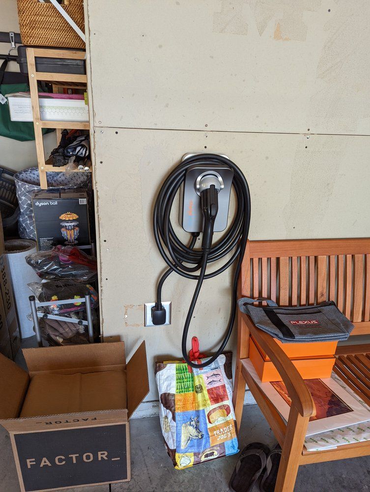 A box with the word factor on it