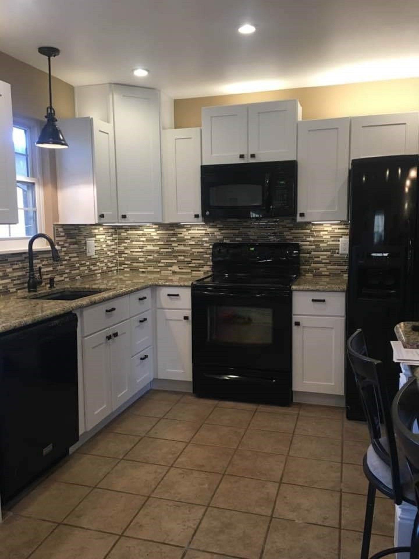 backsplash and countertop installation