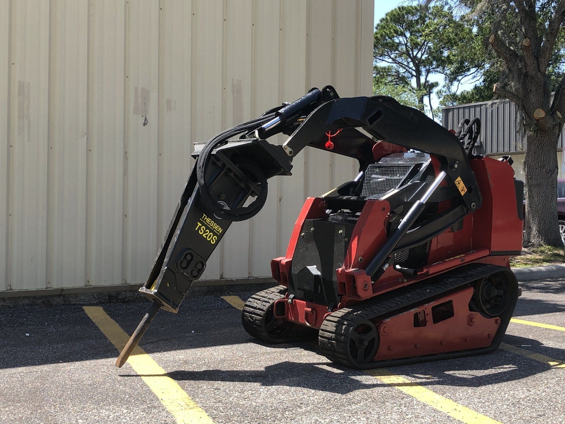 Excavator Hammer — Edgewater, FL — Grand Rental Station